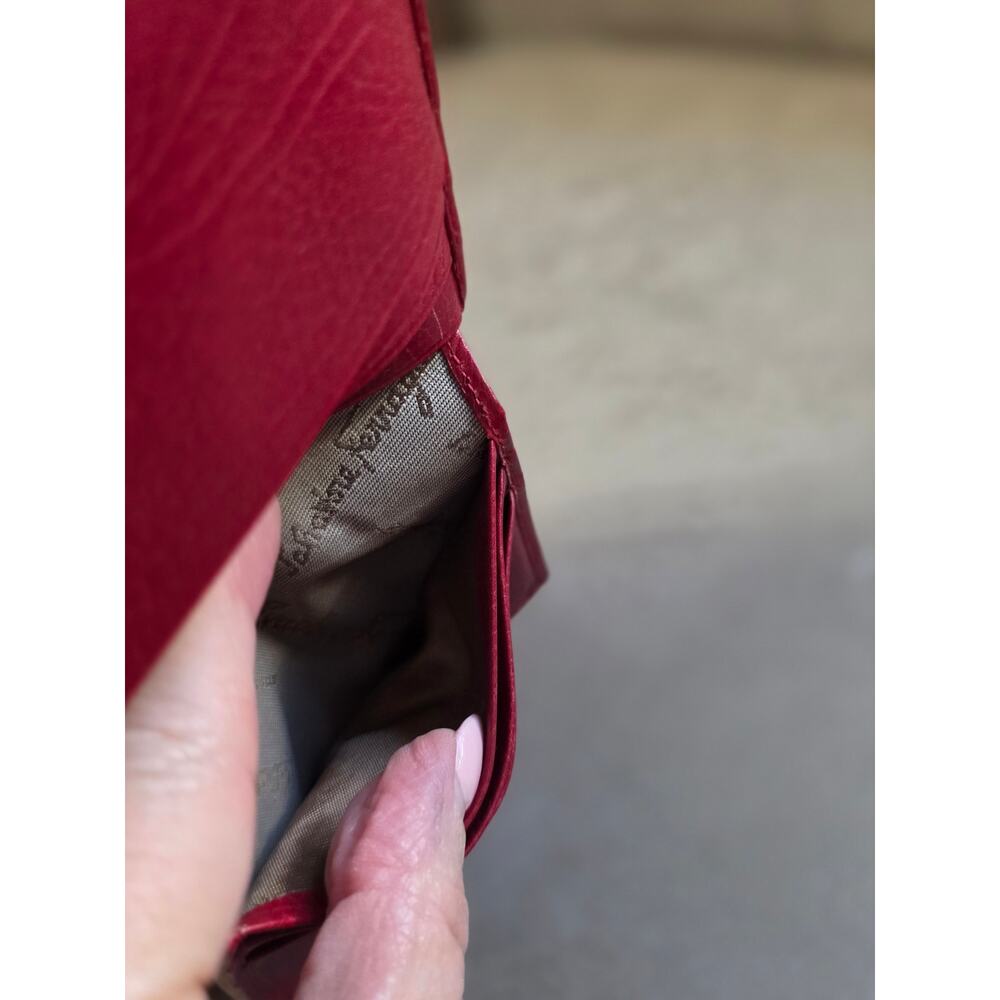 EUC Salvatore Ferragamo Gancini Wallet - Picture 6 of 13
